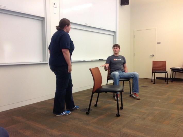 즉흥연기하는 내 친구들